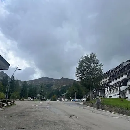 Sulle Piste Da Sci アベトーネ